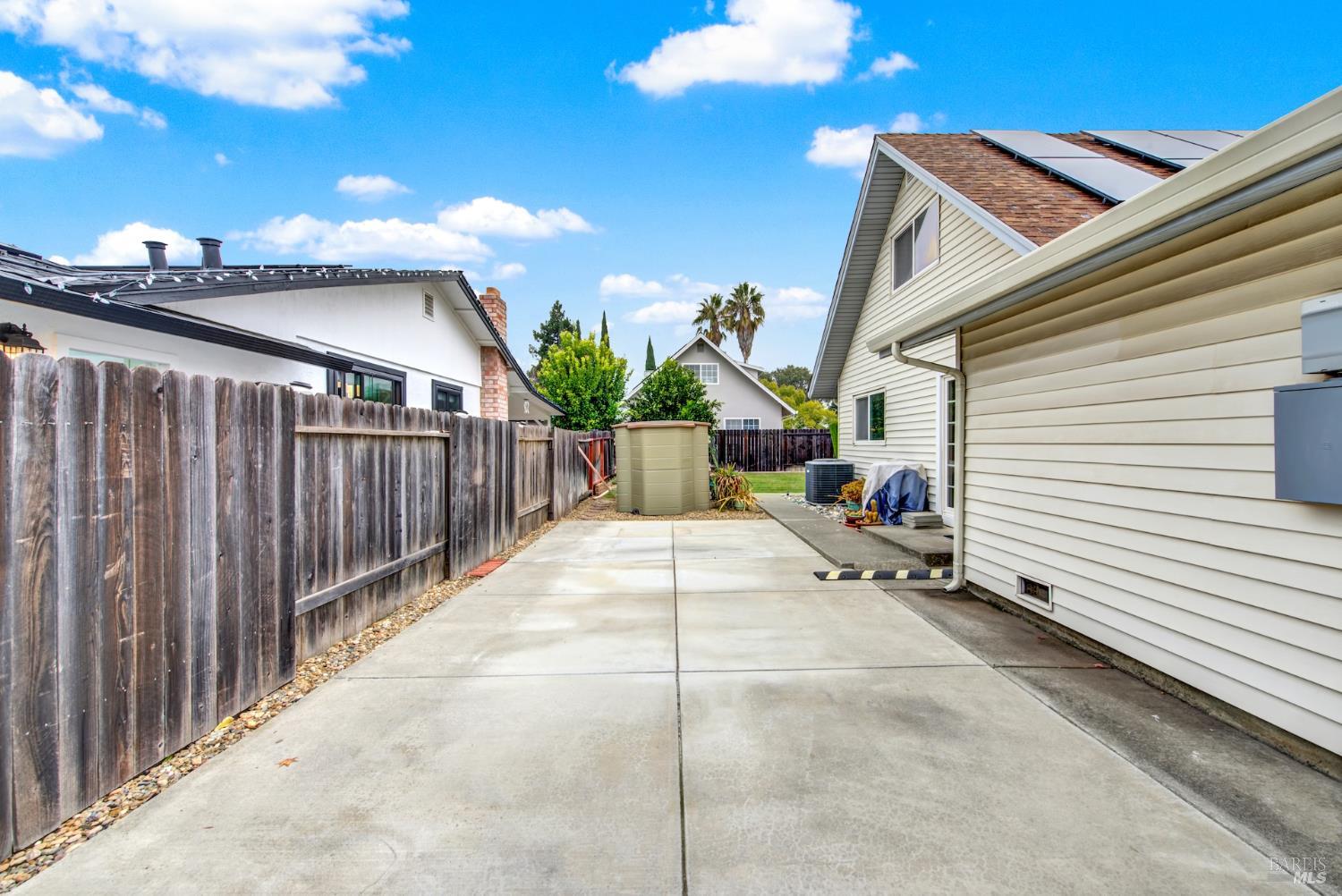 Detail Gallery Image 73 of 78 For 221 Livingston Ave, Vacaville,  CA 95687 - 3 Beds | 2 Baths