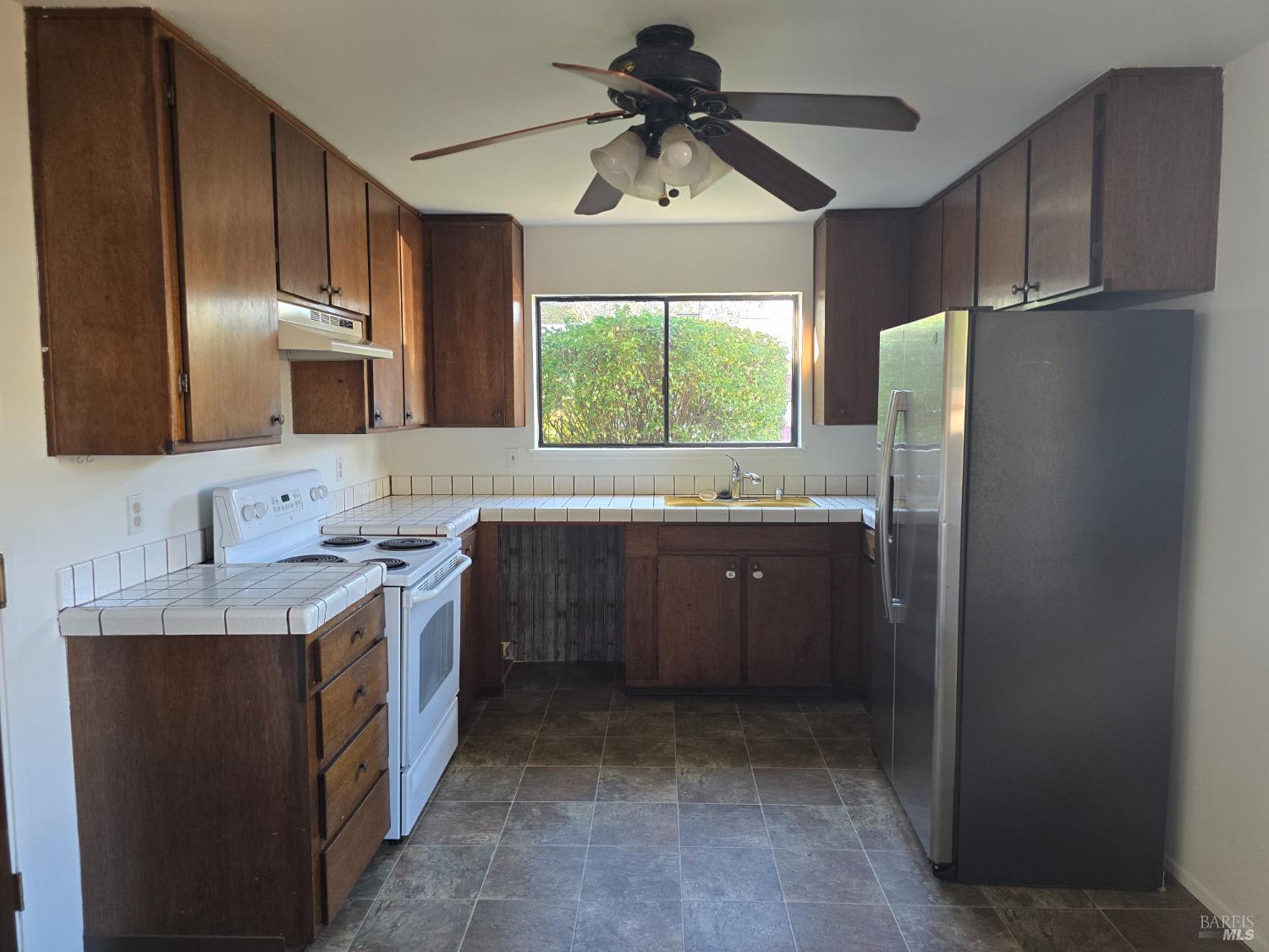 Detail Gallery Image 3 of 28 For 2738 Sonoma St, Napa,  CA 94558 - – Beds | – Baths