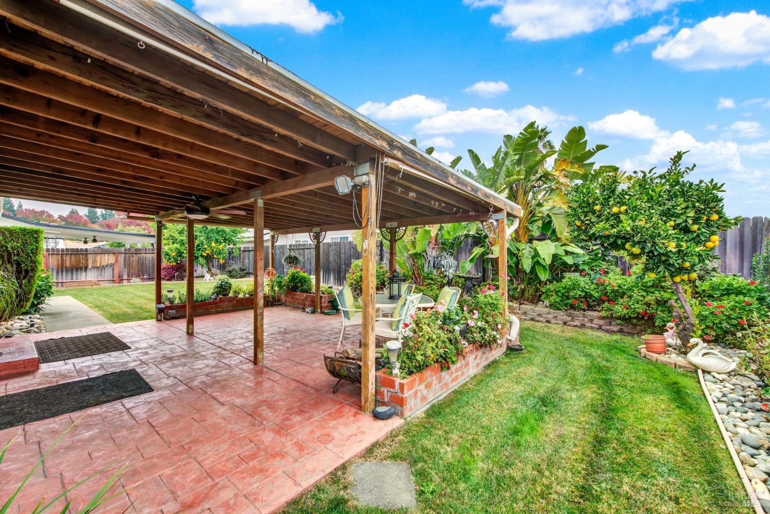 Detail Gallery Image 62 of 78 For 221 Livingston Ave, Vacaville,  CA 95687 - 3 Beds | 2 Baths