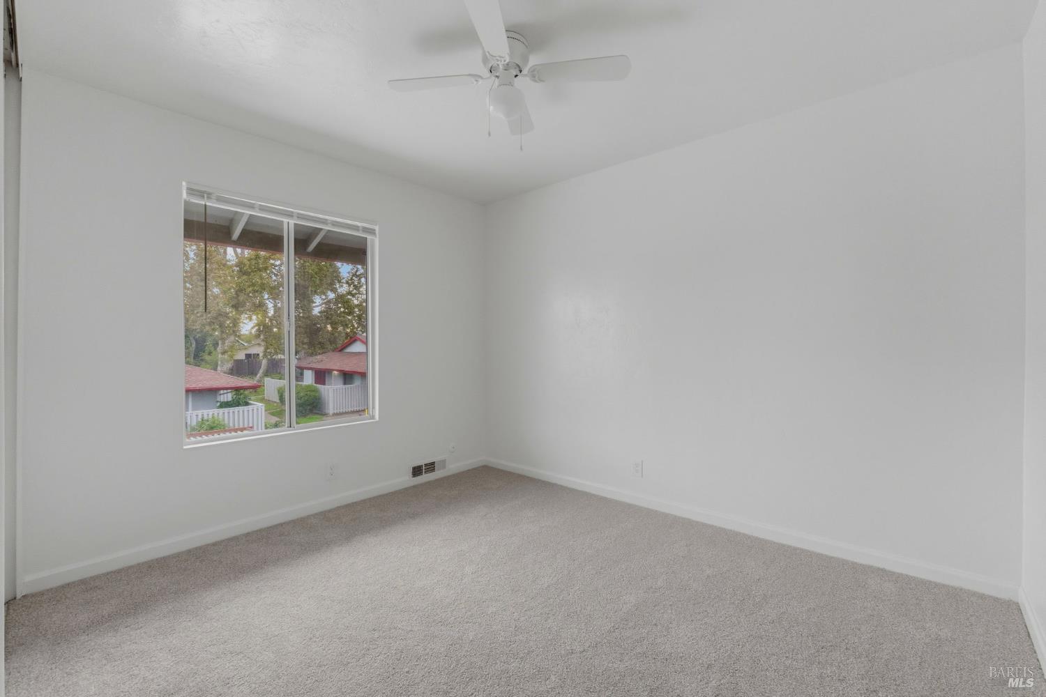 Detail Gallery Image 21 of 34 For 55 Villa Cir, Fairfield,  CA 94533 - 2 Beds | 1/1 Baths