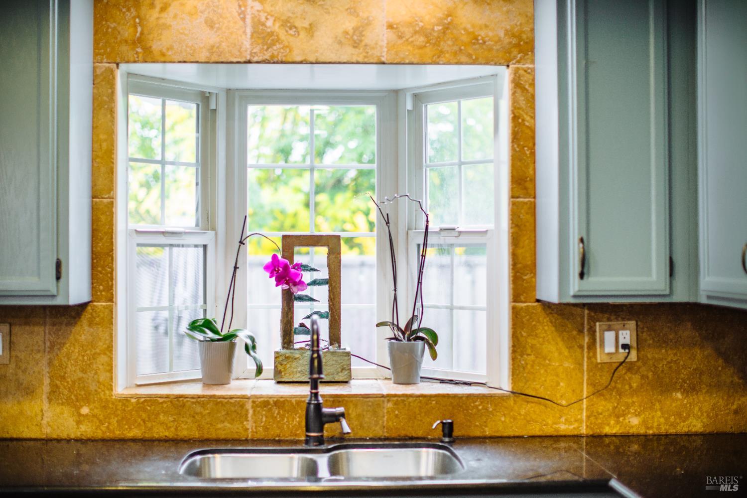 Detail Gallery Image 16 of 53 For 236 Belfiore Ln, Windsor,  CA 95492 - 4 Beds | 3 Baths