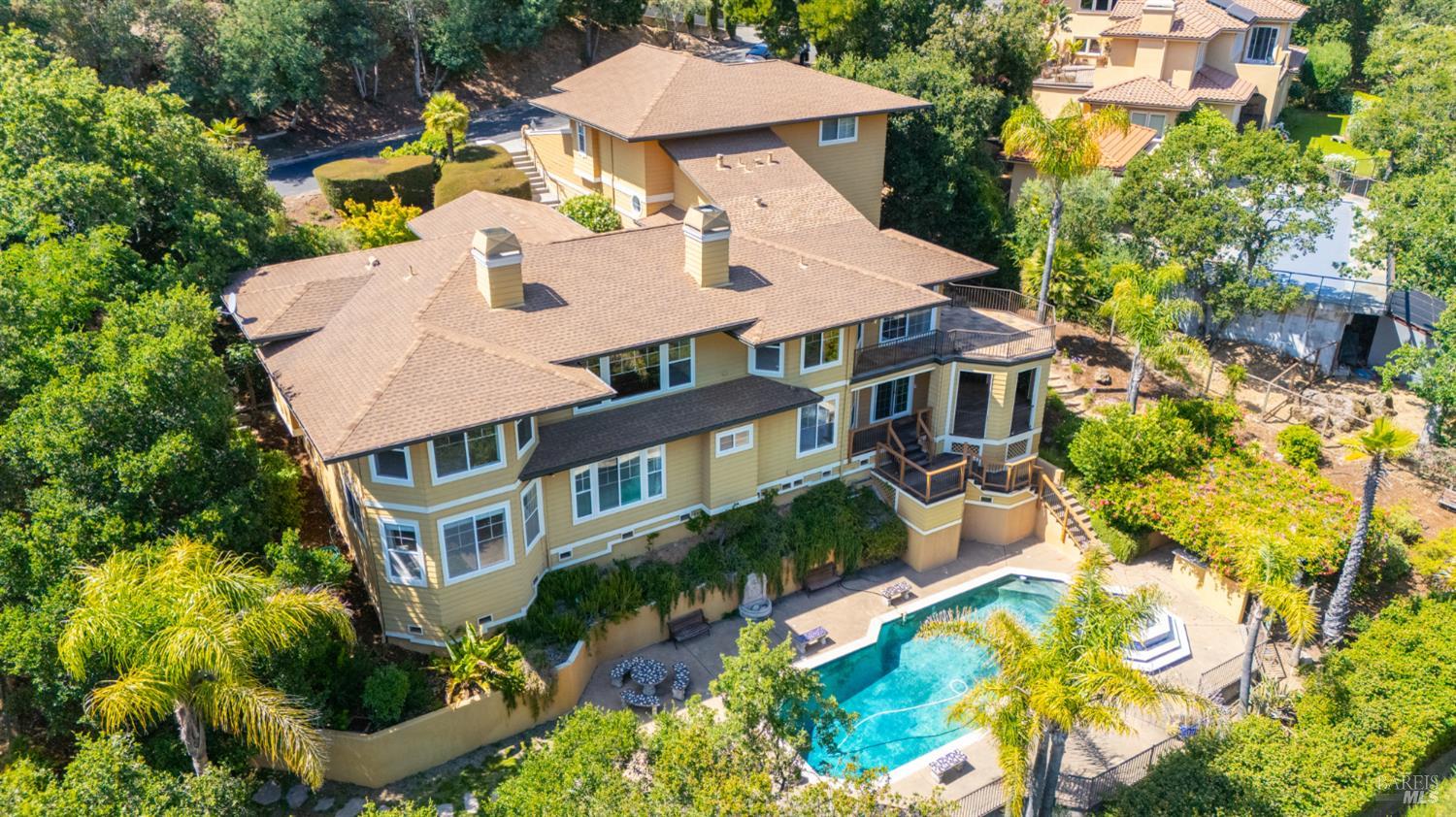 Detail Gallery Image 53 of 74 For 6 Leona Dr, San Rafael,  CA 94903 - 4 Beds | 3/1 Baths