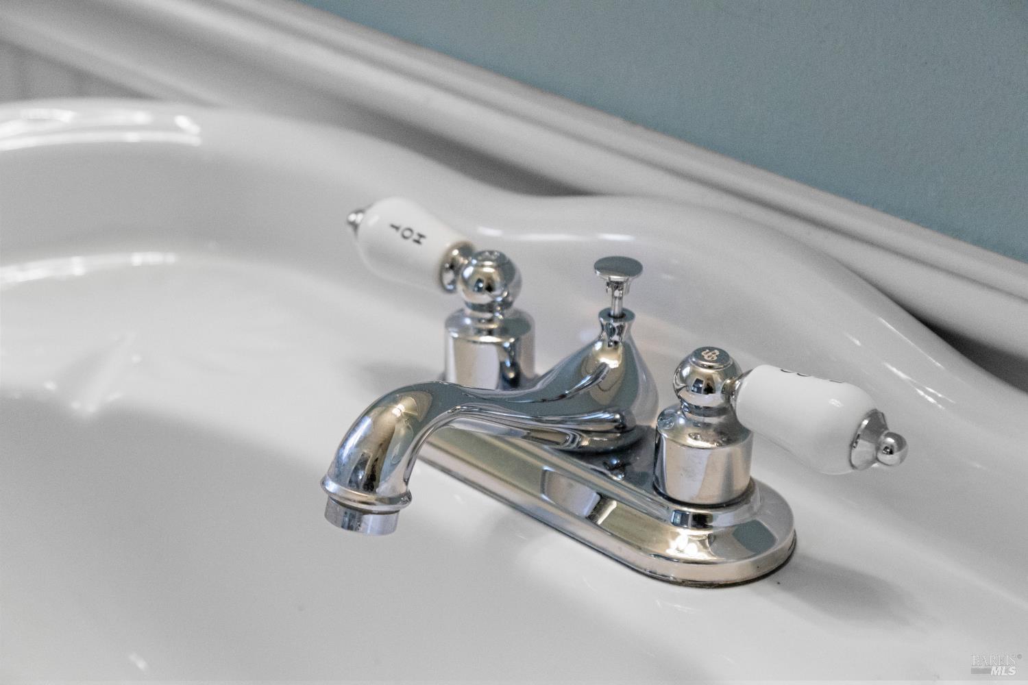 Detail Gallery Image 33 of 58 For 700 Tamarack Dr, San Rafael,  CA 94903 - 3 Beds | 2 Baths