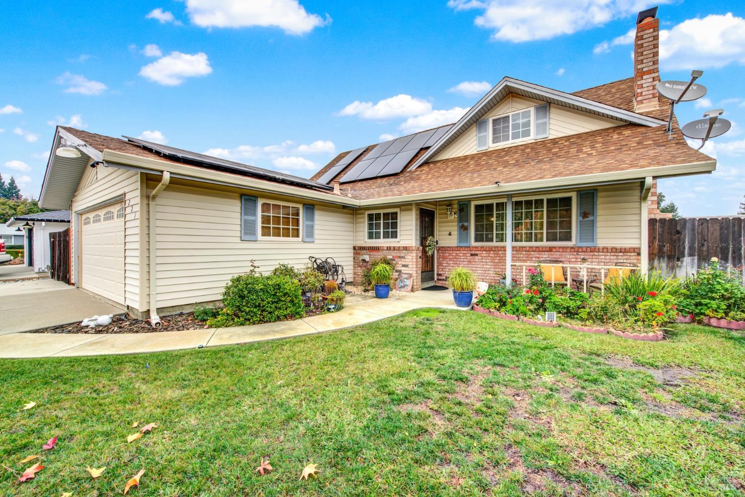 Detail Gallery Image 6 of 78 For 221 Livingston Ave, Vacaville,  CA 95687 - 3 Beds | 2 Baths