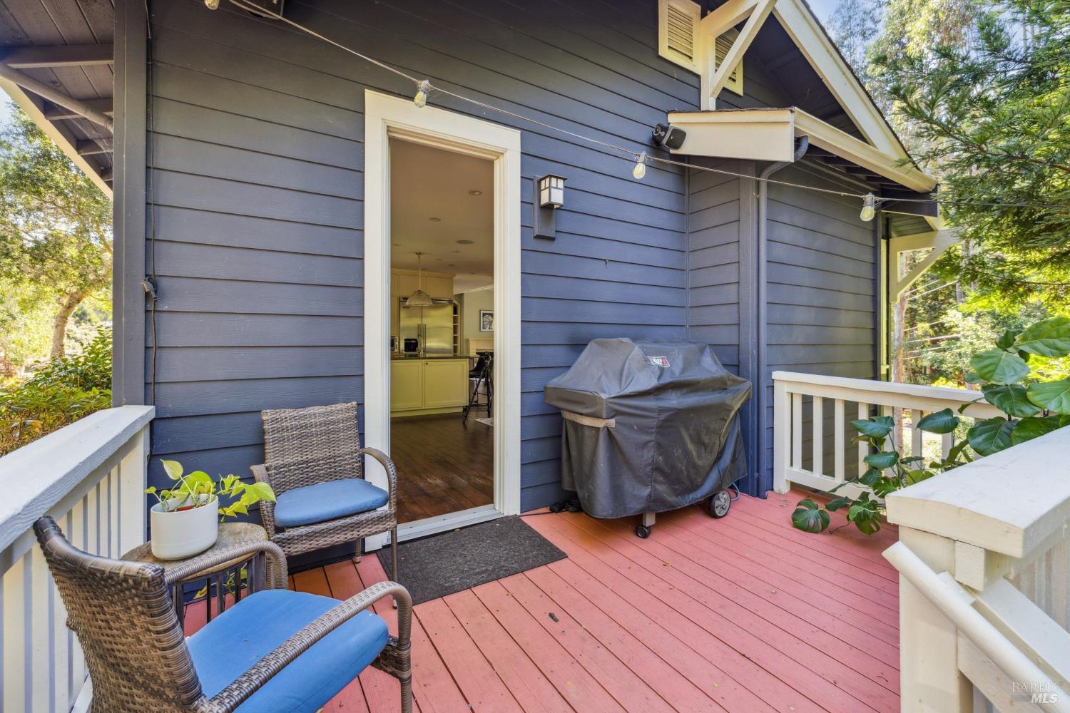 Detail Gallery Image 22 of 58 For 529 Alta Way, Mill Valley,  CA 94941 - 4 Beds | 2/1 Baths