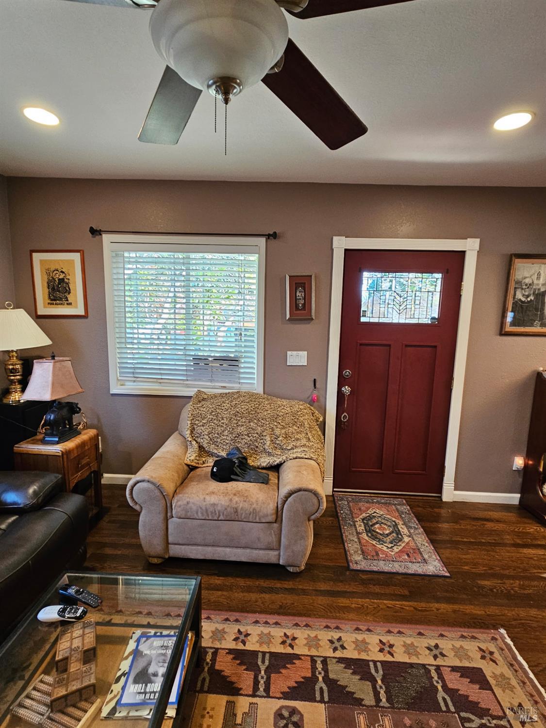 Detail Gallery Image 27 of 36 For 3030 Dohr St, Berkeley,  CA 94702 - 4 Beds | 2 Baths