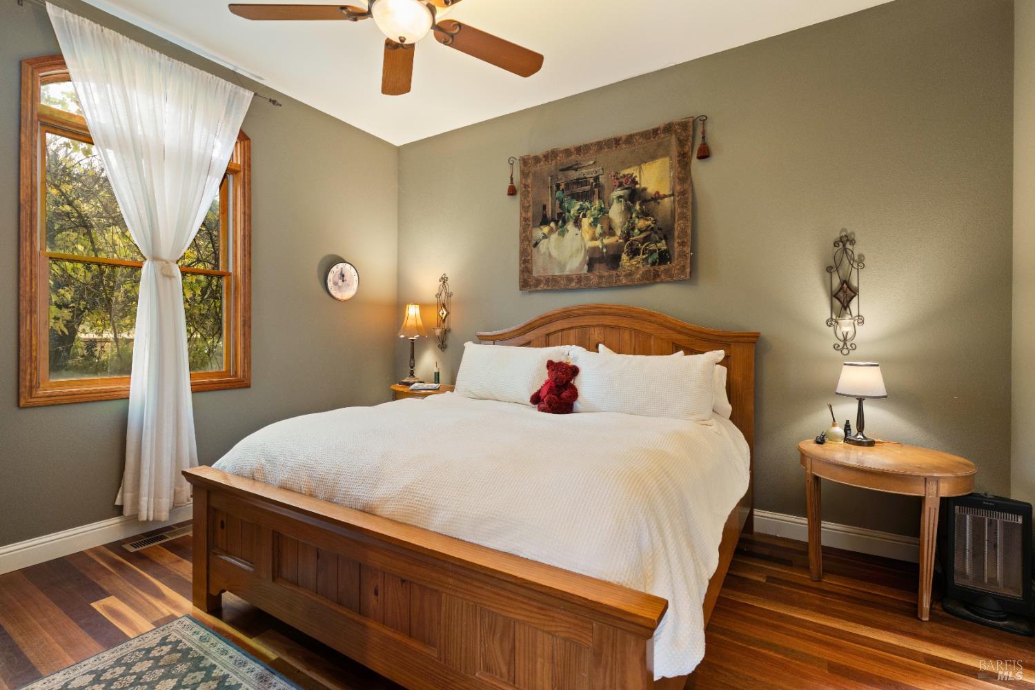 Detail Gallery Image 9 of 87 For 8664 Seigler Springs North Rd, Kelseyville,  CA 95451 - 5 Beds | 5/2 Baths