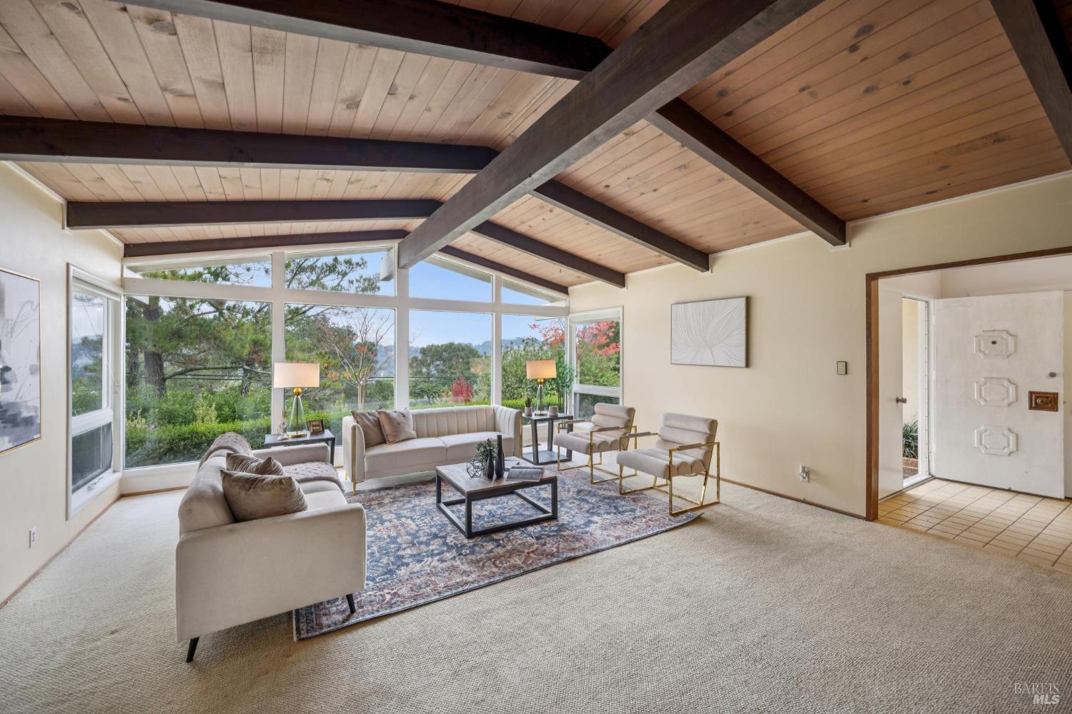 Detail Gallery Image 6 of 42 For 295 Stuyvesant Dr, San Anselmo,  CA 94960 - 4 Beds | 2/1 Baths