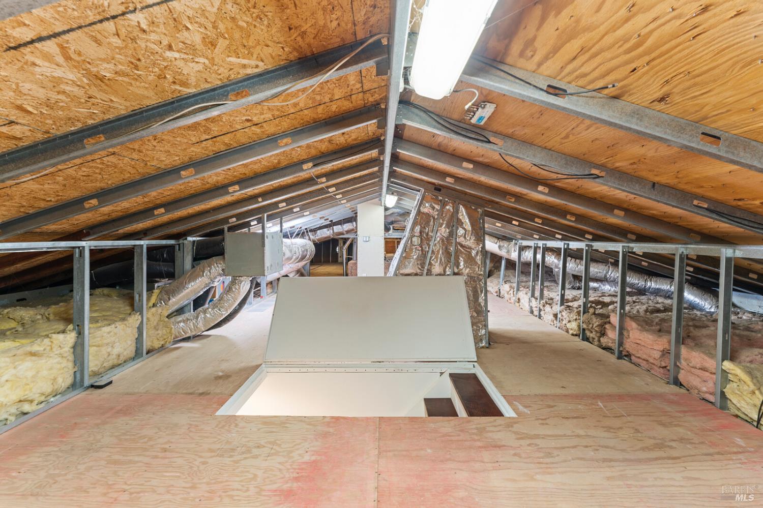 Detail Gallery Image 50 of 71 For 1649 California Dr, Vacaville,  CA 95687 - 5 Beds | 2/1 Baths