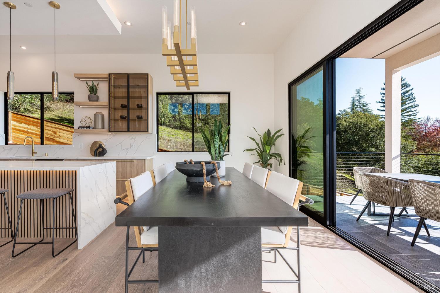 Detail Gallery Image 25 of 99 For 1580 Clear Ridge Dr, Healdsburg,  CA 95448 - 4 Beds | 4/1 Baths