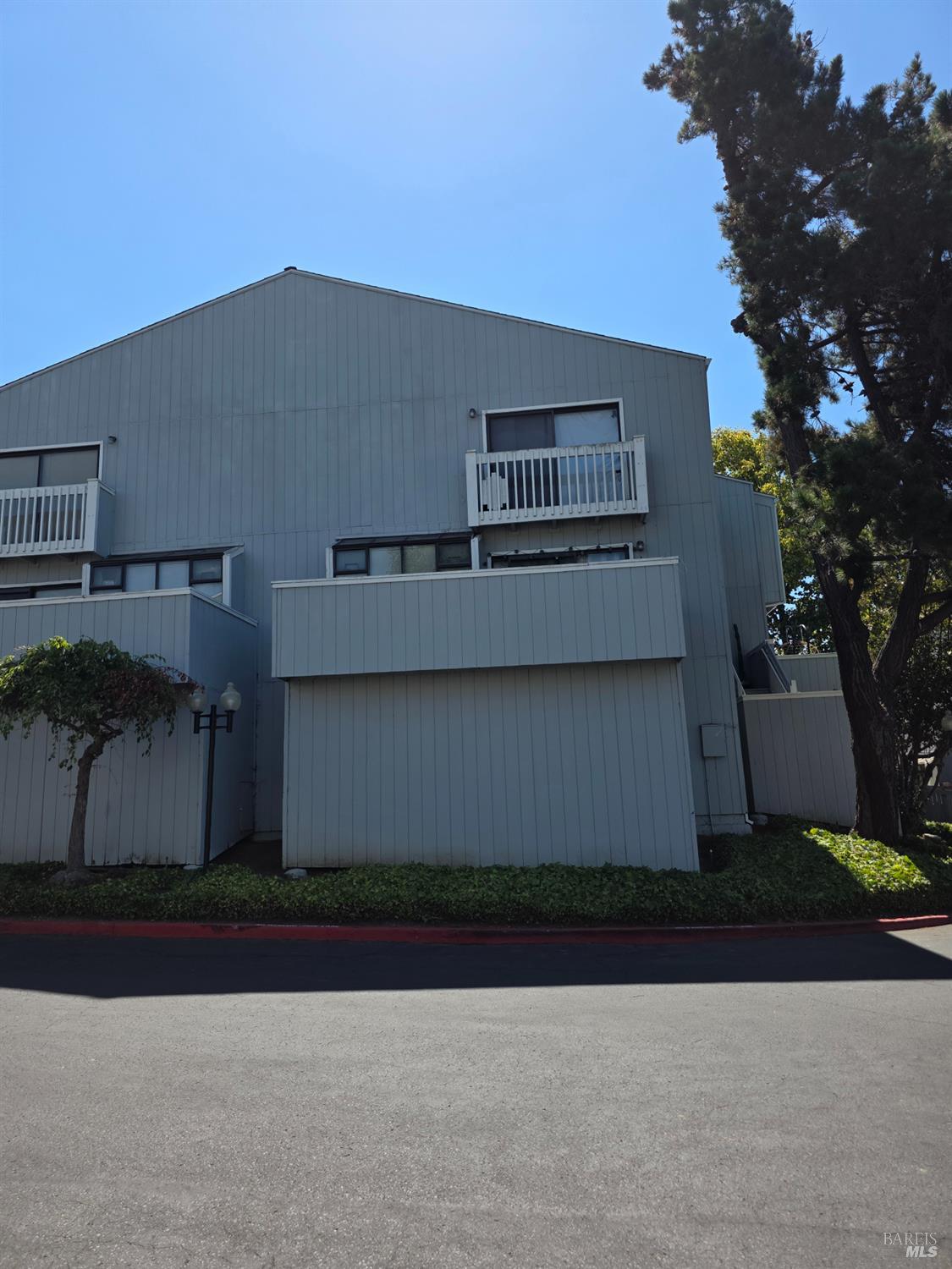 Detail Gallery Image 3 of 6 For 165 Oddstad Dr #67,  Vallejo,  CA 94589 - 2 Beds | 1/1 Baths