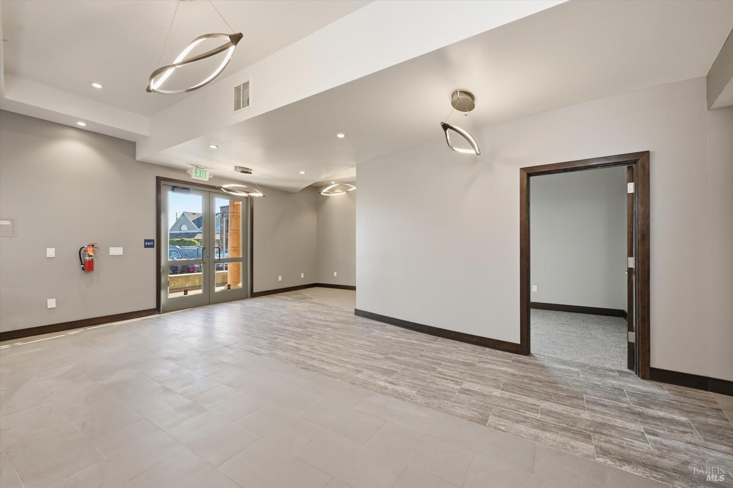 Detail Gallery Image 12 of 43 For 1050 Adams St, Saint Helena,  CA 94574 - – Beds | – Baths