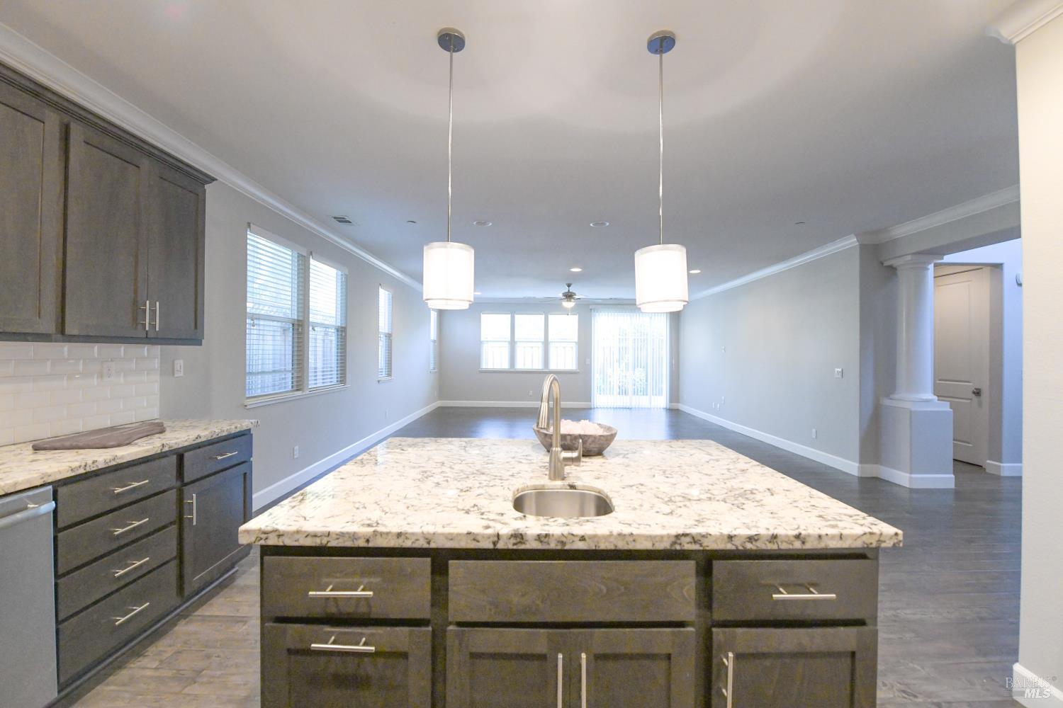 Detail Gallery Image 8 of 33 For 4048 Browns Valley Rd, Napa,  CA 94558 - 4 Beds | 3 Baths