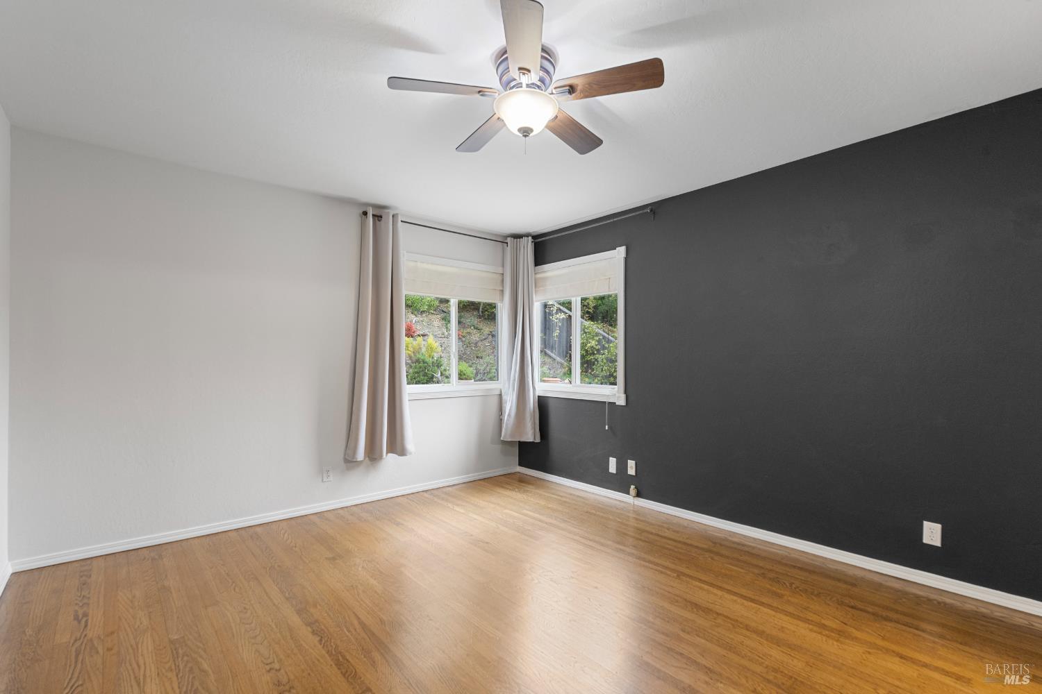 Detail Gallery Image 24 of 58 For 700 Tamarack Dr, San Rafael,  CA 94903 - 3 Beds | 2 Baths