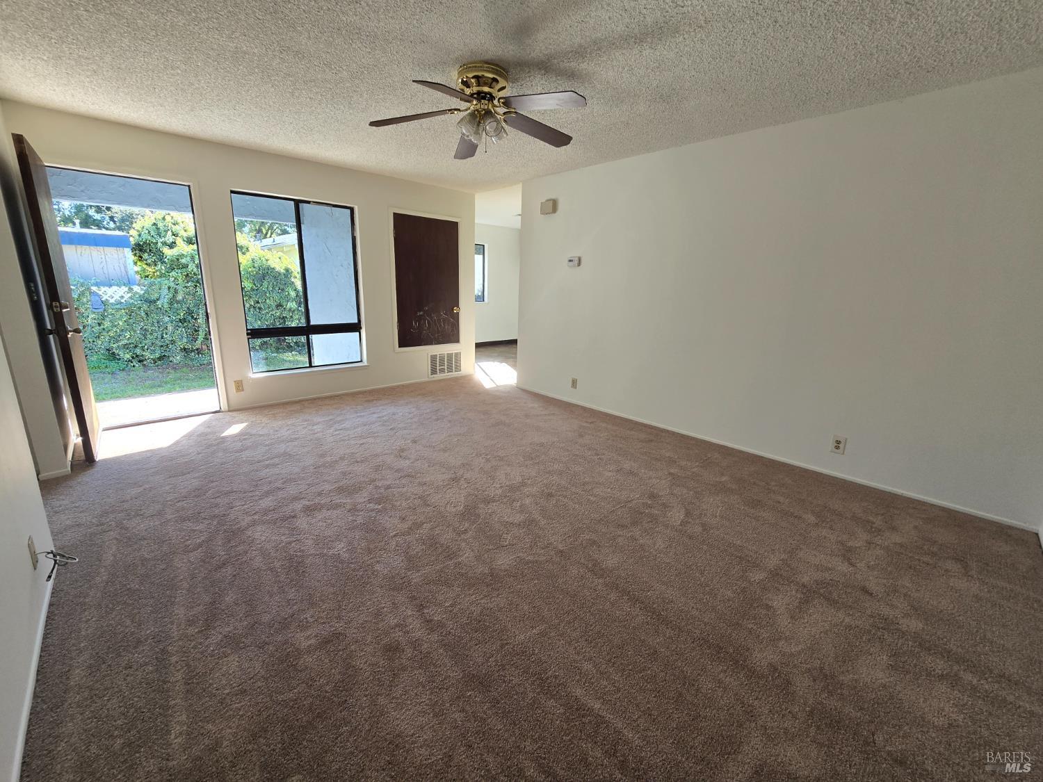 Detail Gallery Image 15 of 28 For 2738 Sonoma St, Napa,  CA 94558 - – Beds | – Baths