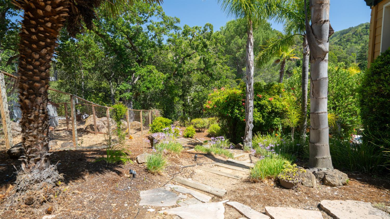 Detail Gallery Image 71 of 74 For 6 Leona Dr, San Rafael,  CA 94903 - 4 Beds | 3/1 Baths