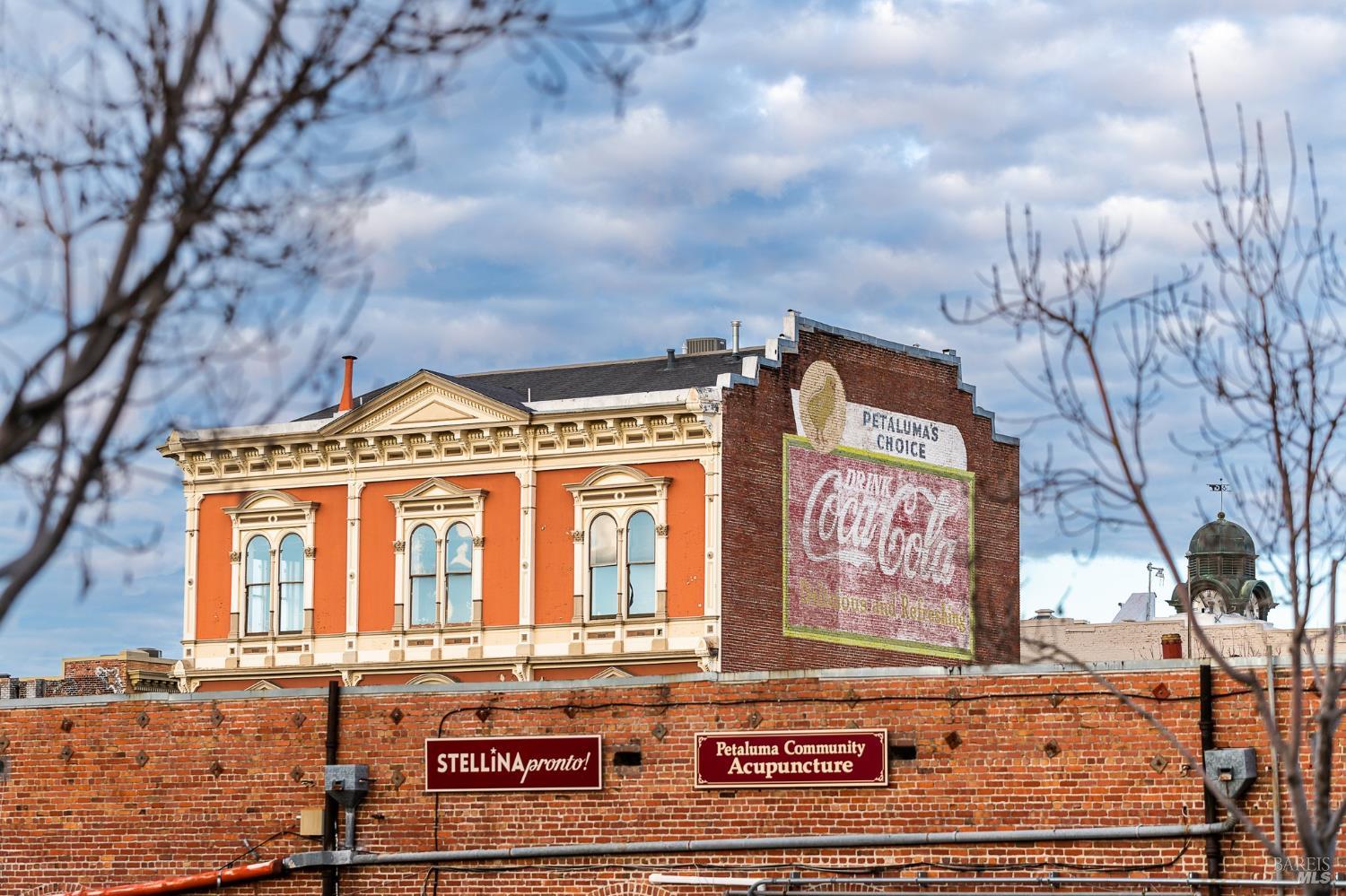 Detail Gallery Image 59 of 64 For 530 Jade St, Petaluma,  CA 94952 - 2 Beds | 2/1 Baths