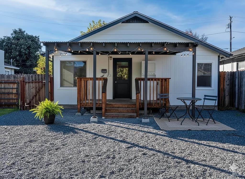 Detail Gallery Image 22 of 28 For 6 Lorraine St, Ukiah,  CA 95482 - 2 Beds | 1 Baths