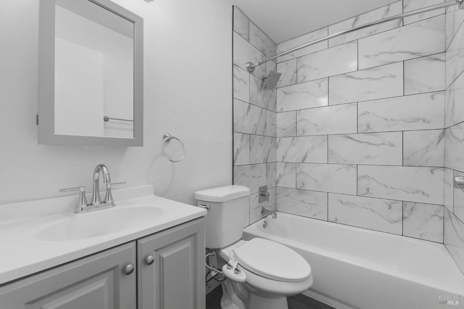 Detail Gallery Image 18 of 34 For 55 Villa Cir, Fairfield,  CA 94533 - 2 Beds | 1/1 Baths