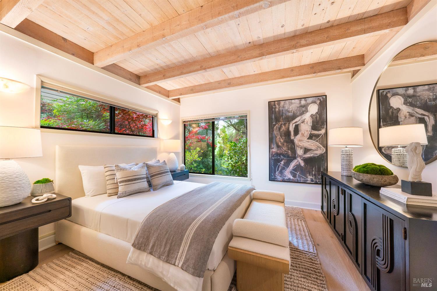 Detail Gallery Image 24 of 39 For 522 Meadowood Ln, Saint Helena,  CA 94574 - 2 Beds | 3 Baths