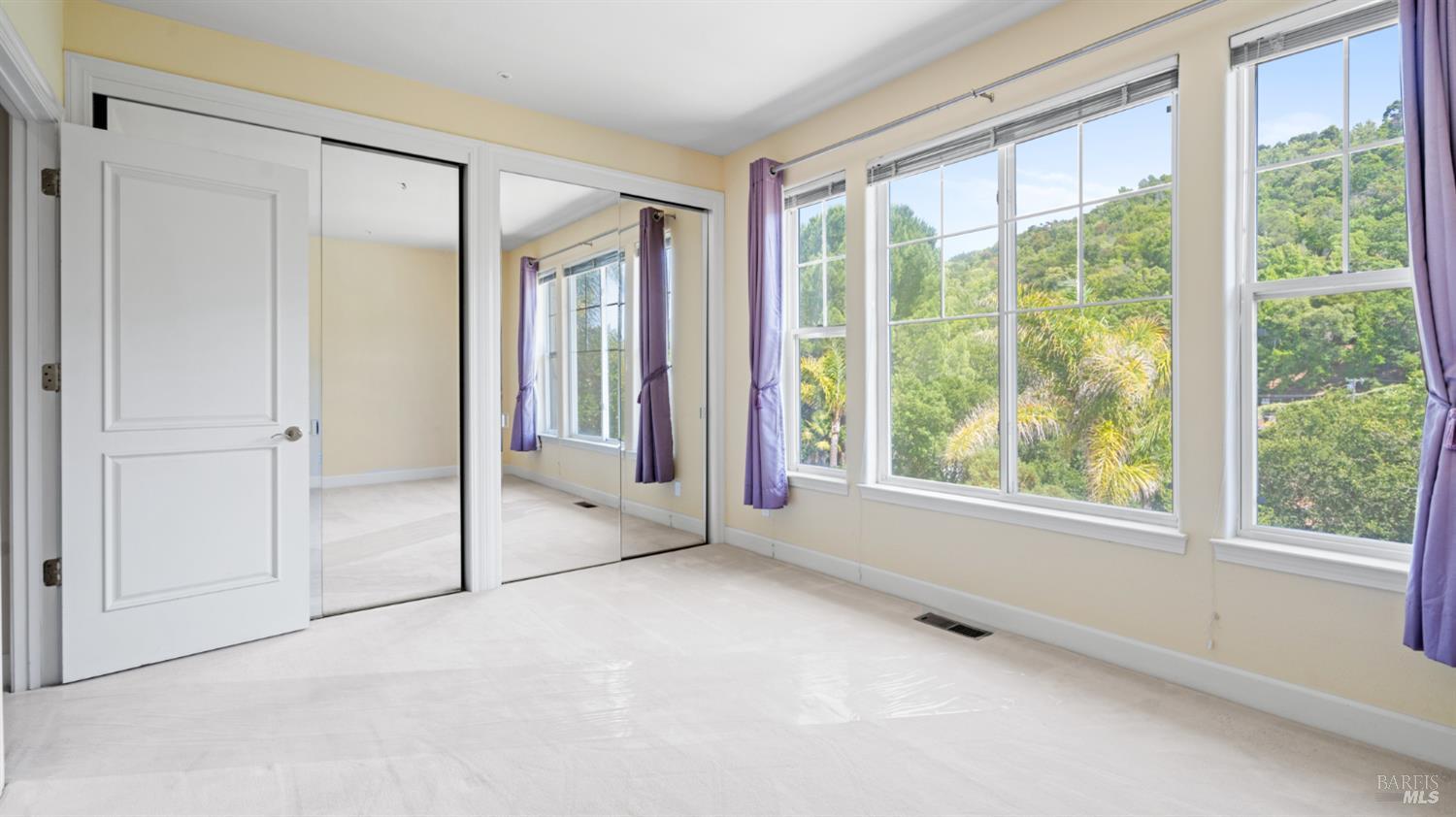 Detail Gallery Image 25 of 74 For 6 Leona Dr, San Rafael,  CA 94903 - 4 Beds | 3/1 Baths