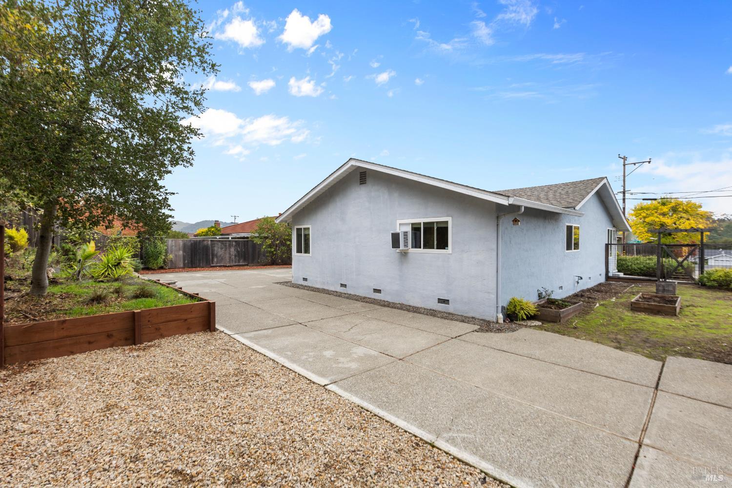 Detail Gallery Image 50 of 58 For 700 Tamarack Dr, San Rafael,  CA 94903 - 3 Beds | 2 Baths