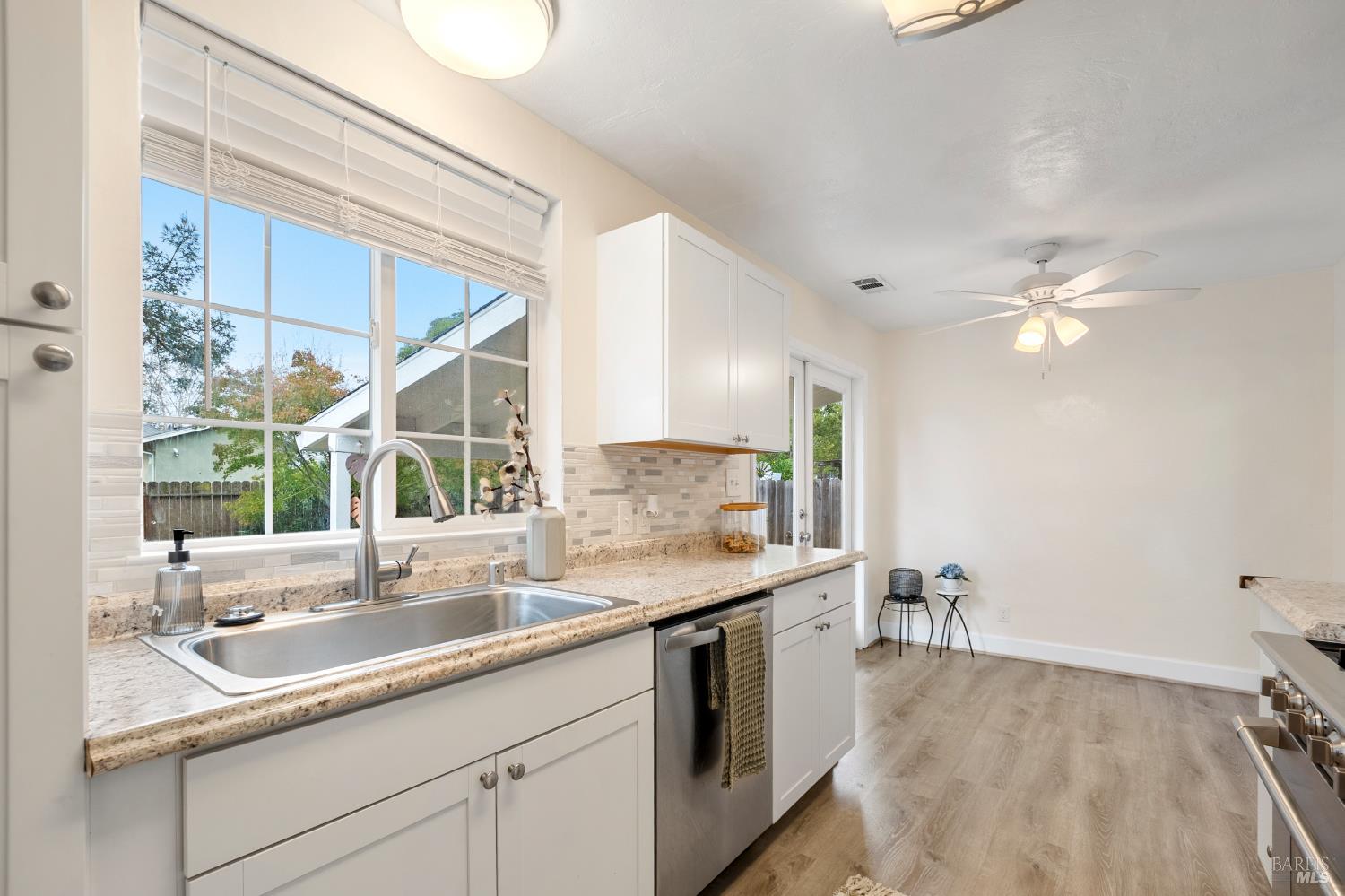 Detail Gallery Image 15 of 28 For 2561 Pacific St, Napa,  CA 94558 - 2 Beds | 1 Baths