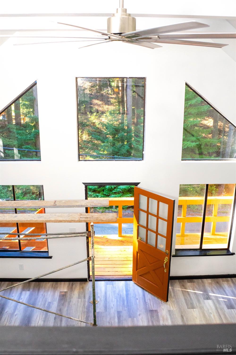 Detail Gallery Image 7 of 25 For 1946 Lupine Way, Willits,  CA 95490 - 2 Beds | 2 Baths