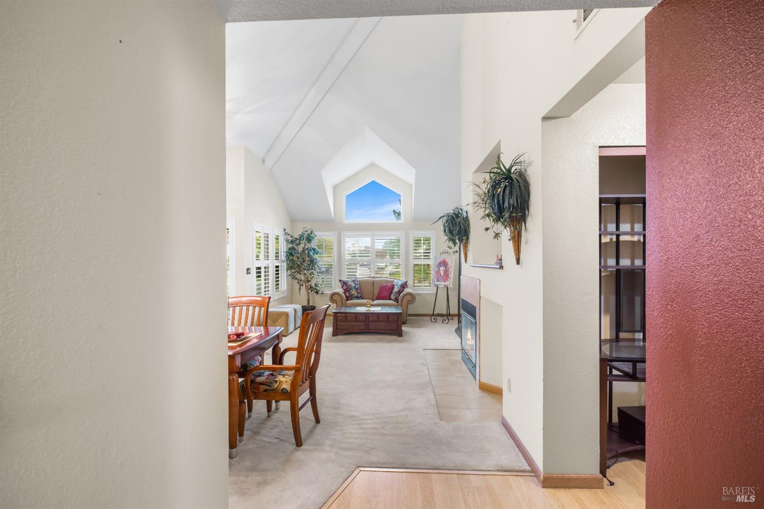 Detail Gallery Image 26 of 41 For 462 Eagle Ln, Vacaville,  CA 95687 - 3 Beds | 2 Baths