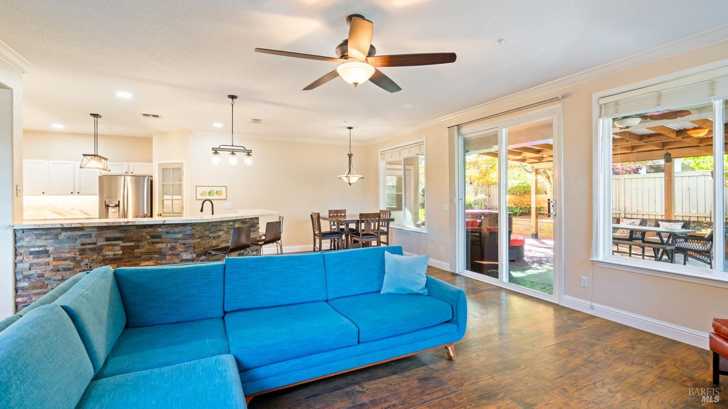 Detail Gallery Image 24 of 50 For 303 Clover Springs Dr, Cloverdale,  CA 95425 - 2 Beds | 2 Baths