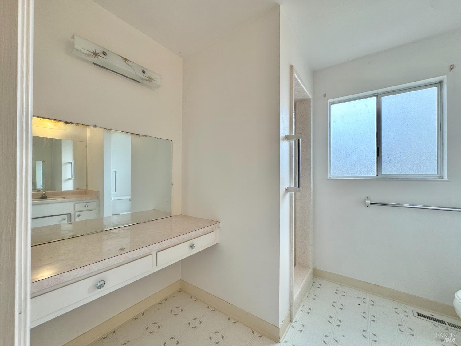 Detail Gallery Image 26 of 31 For 2760 Clifford St, Napa,  CA 94558 - 3 Beds | 2 Baths