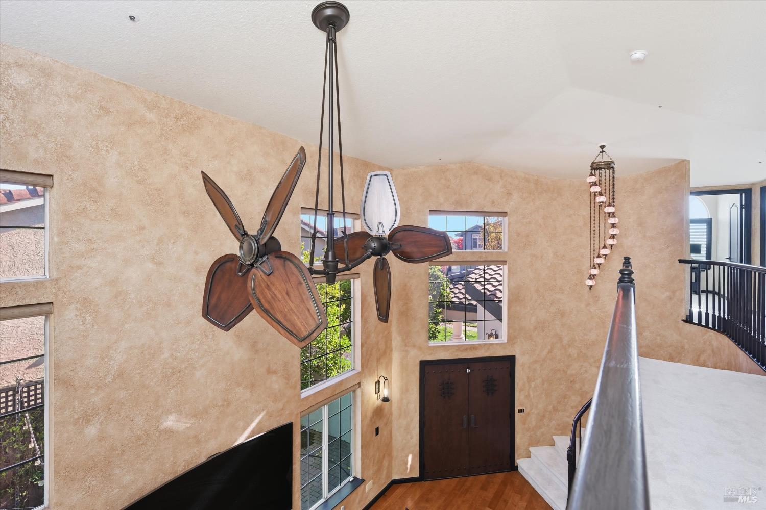 Detail Gallery Image 34 of 53 For 28 S Newport Dr, Napa,  CA 94559 - 5 Beds | 3 Baths