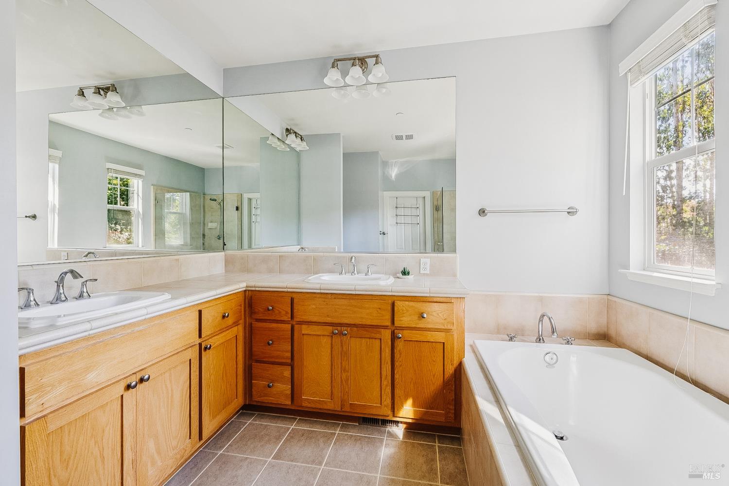 Detail Gallery Image 30 of 58 For 529 Alta Way, Mill Valley,  CA 94941 - 4 Beds | 2/1 Baths