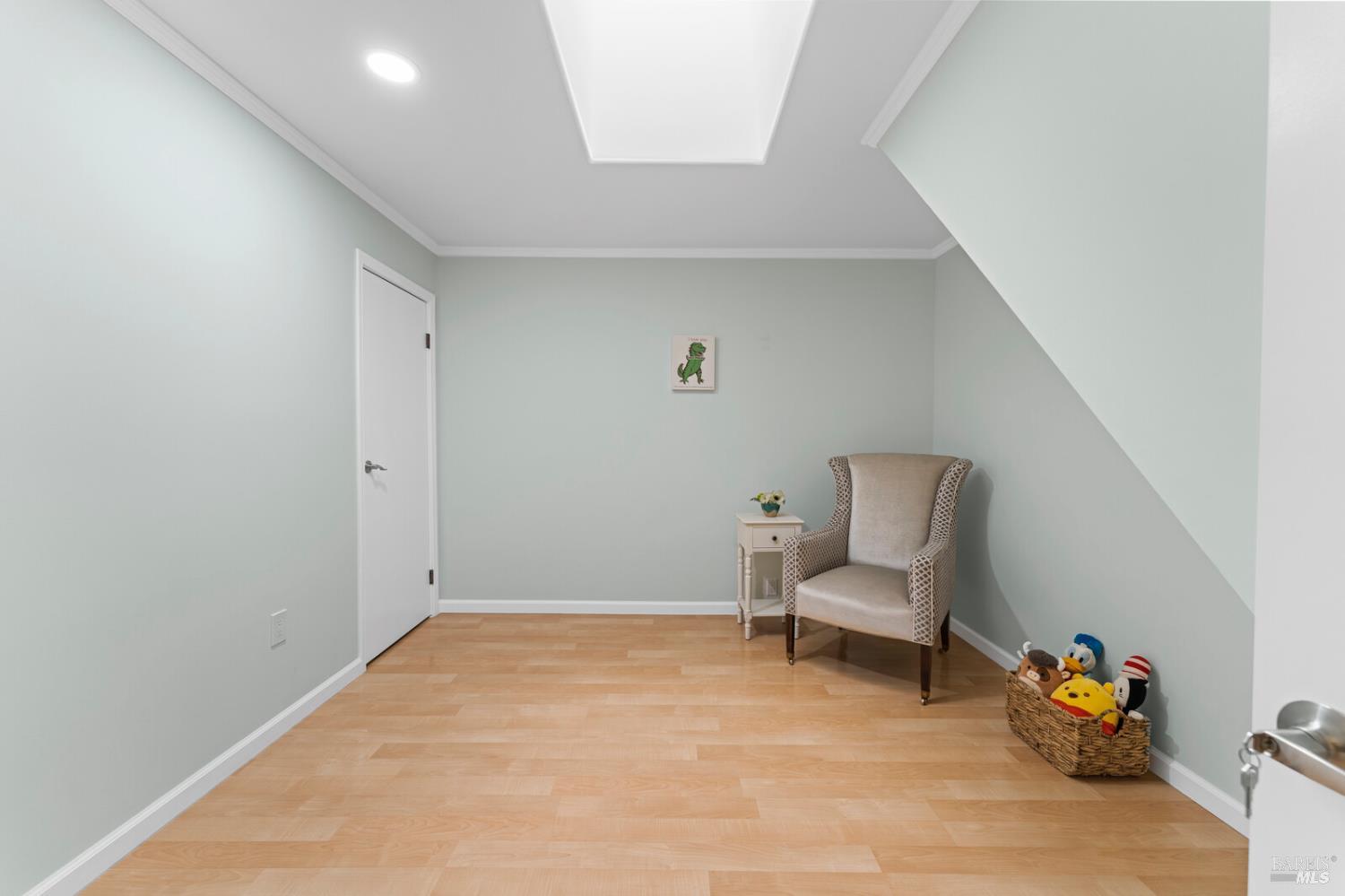 Detail Gallery Image 35 of 71 For 1649 California Dr, Vacaville,  CA 95687 - 5 Beds | 2/1 Baths