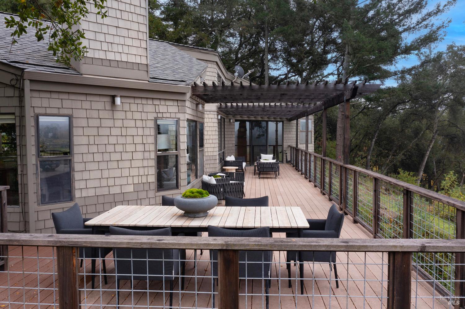 Detail Gallery Image 30 of 39 For 522 Meadowood Ln, Saint Helena,  CA 94574 - 2 Beds | 3 Baths