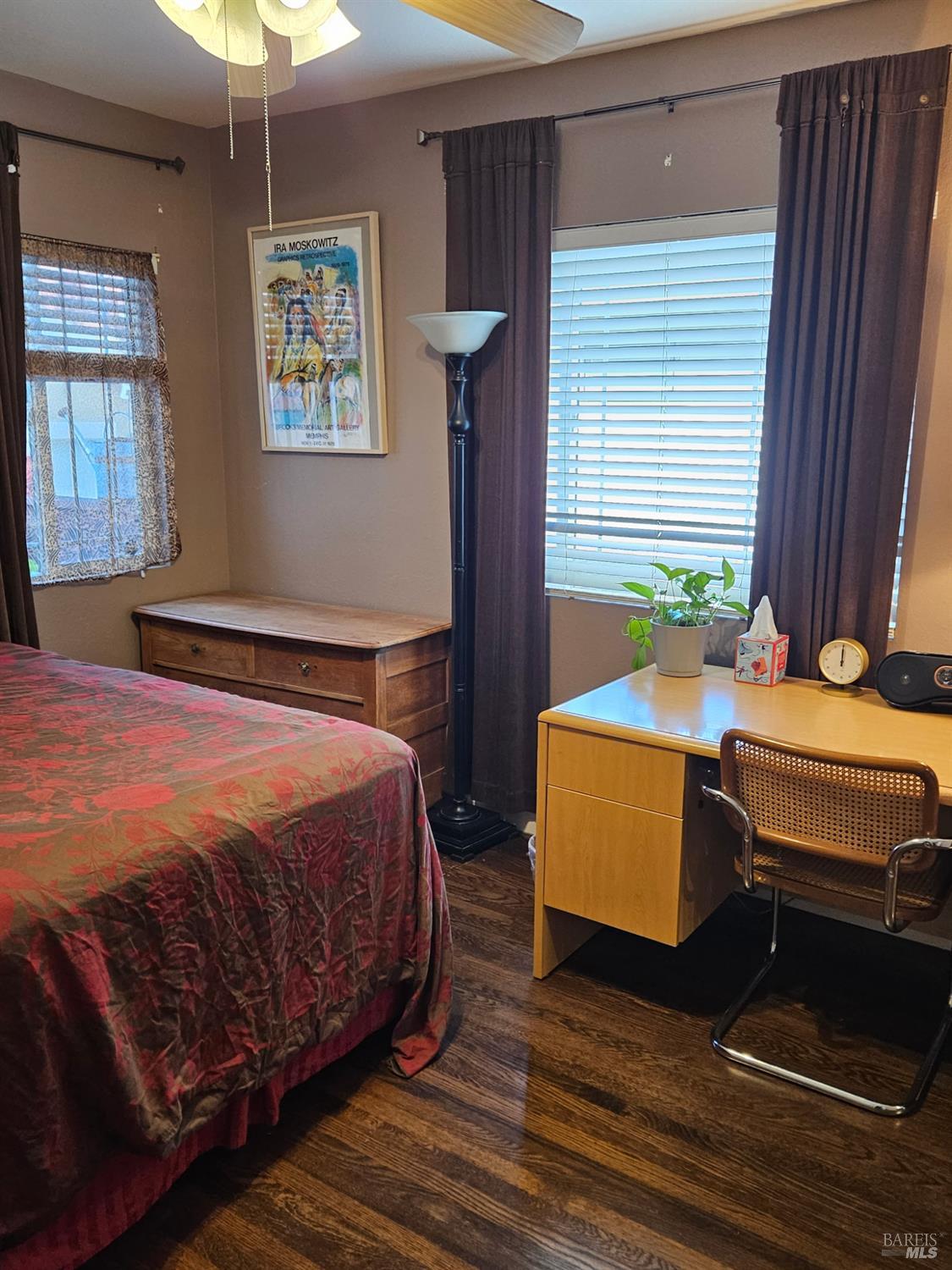 Detail Gallery Image 31 of 36 For 3030 Dohr St, Berkeley,  CA 94702 - 4 Beds | 2 Baths