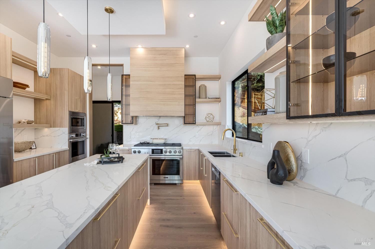 Detail Gallery Image 31 of 99 For 1580 Clear Ridge Dr, Healdsburg,  CA 95448 - 4 Beds | 4/1 Baths