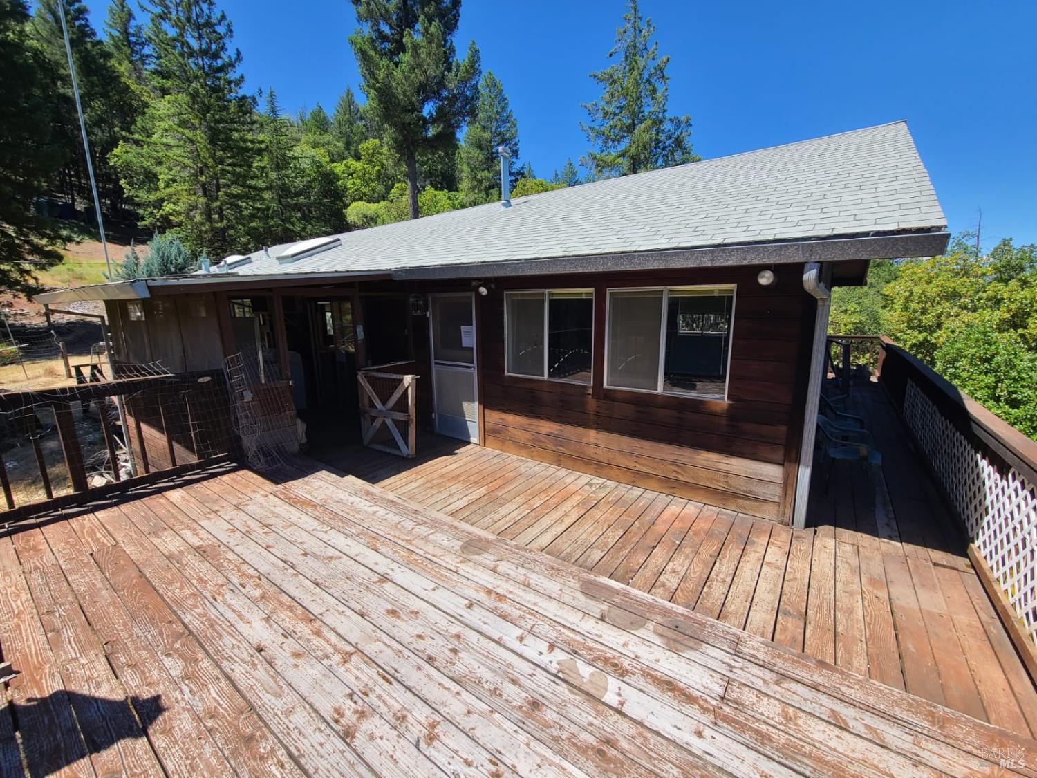 Detail Gallery Image 20 of 27 For 3620 Eel River Ranch Rd, Covelo,  CA 95428 - 2 Beds | 1 Baths