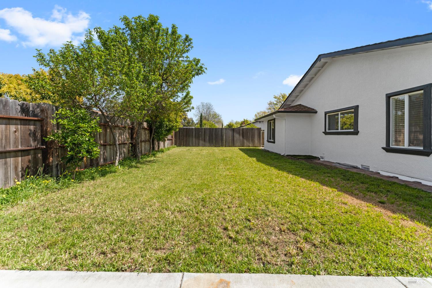 Detail Gallery Image 55 of 71 For 1649 California Dr, Vacaville,  CA 95687 - 5 Beds | 2/1 Baths