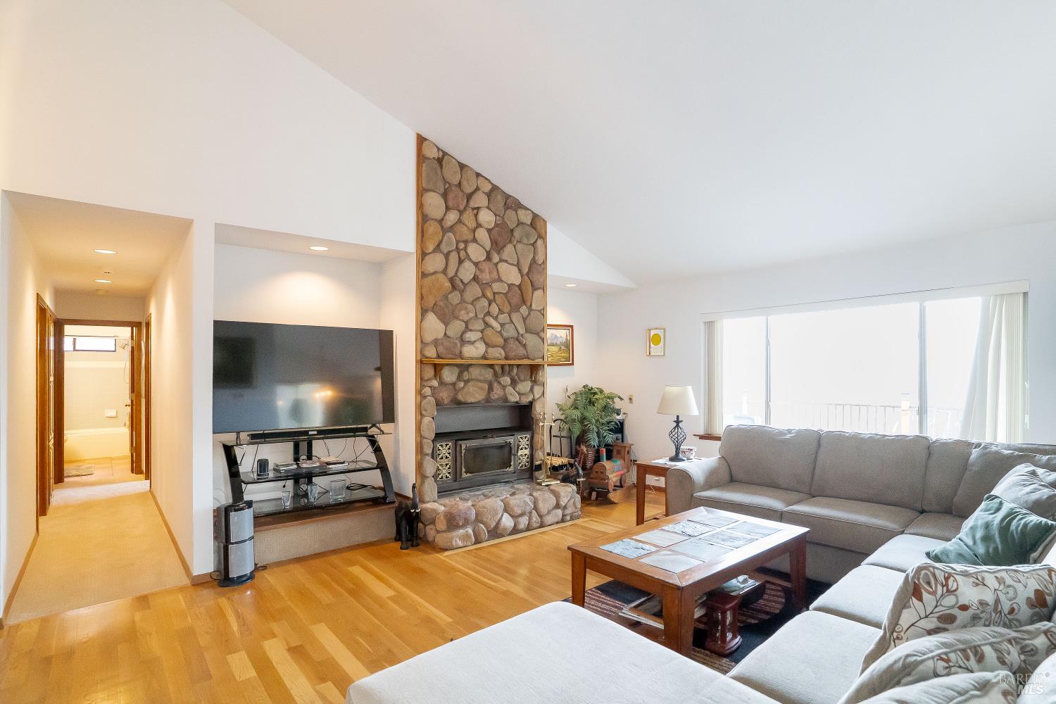 Detail Gallery Image 7 of 46 For Address Is Not Disclosed, Napa,  CA 94558 - 4 Beds | 3 Baths