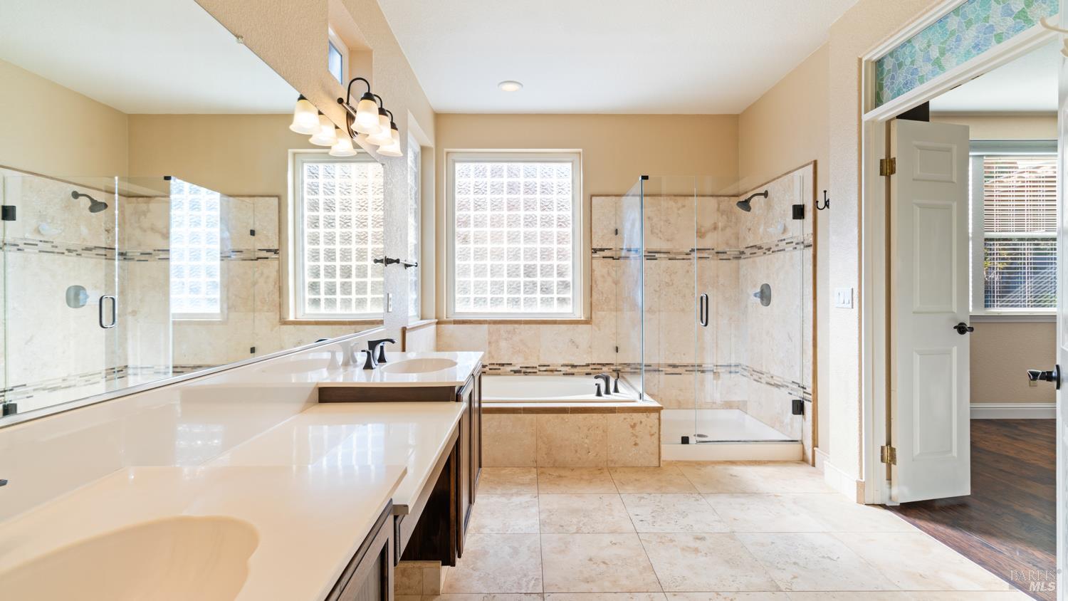 Detail Gallery Image 36 of 50 For 303 Clover Springs Dr, Cloverdale,  CA 95425 - 2 Beds | 2 Baths