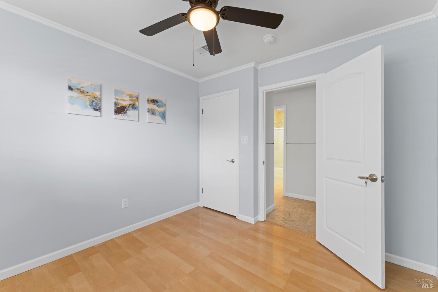 Detail Gallery Image 34 of 71 For 1649 California Dr, Vacaville,  CA 95687 - 5 Beds | 2/1 Baths