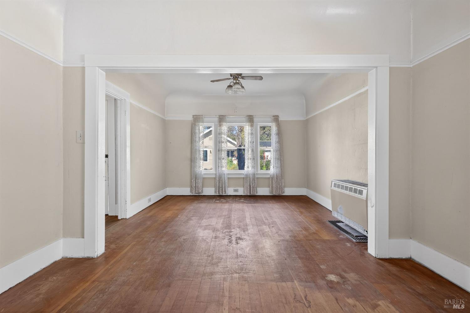 Detail Gallery Image 5 of 32 For 654 Charles St, Santa Rosa,  CA 95404 - 2 Beds | 1 Baths