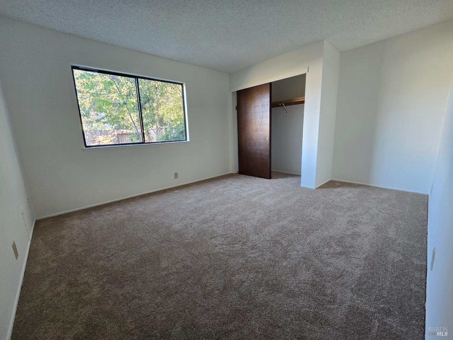 Detail Gallery Image 6 of 28 For 2738 Sonoma St, Napa,  CA 94558 - – Beds | – Baths