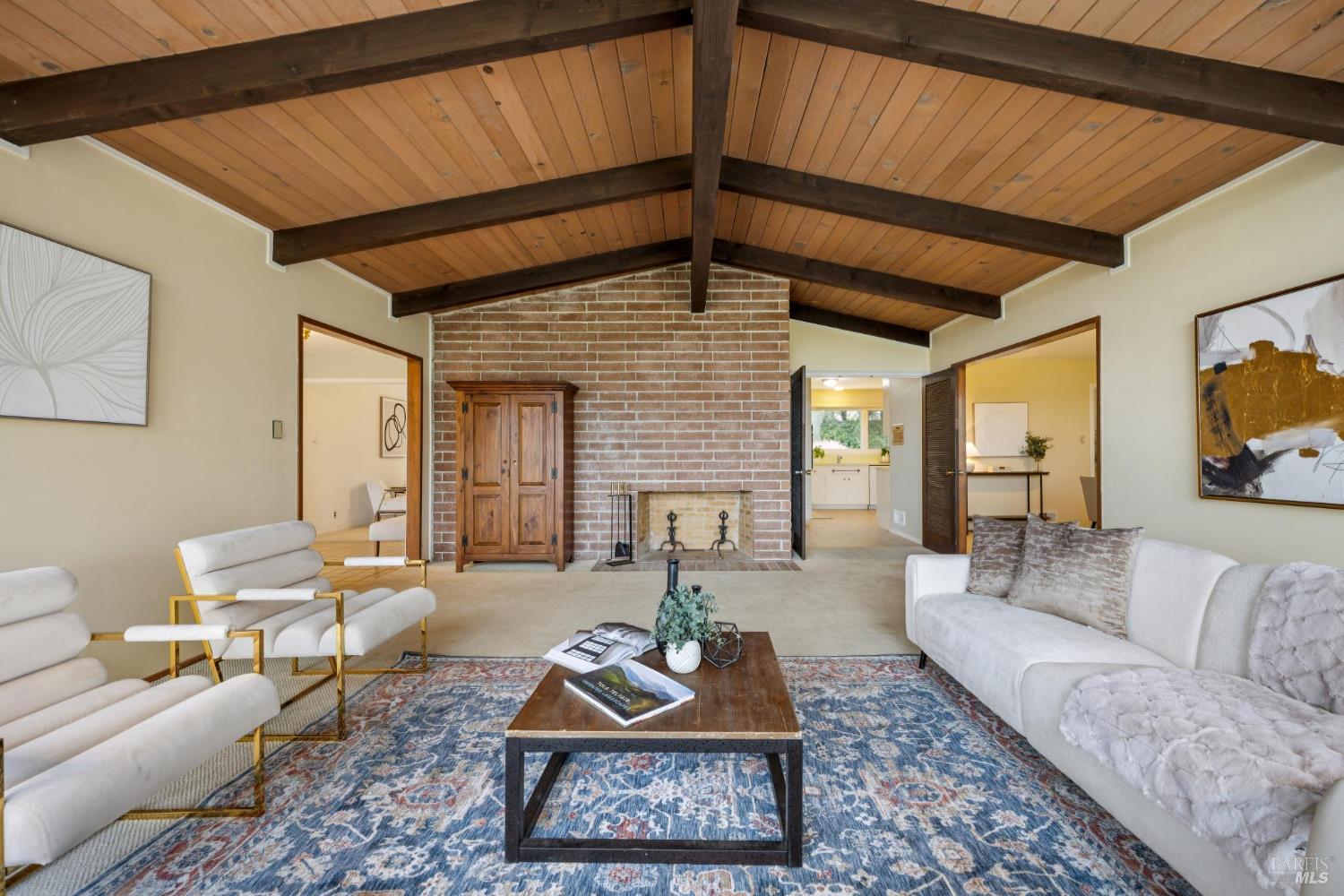 Detail Gallery Image 8 of 42 For 295 Stuyvesant Dr, San Anselmo,  CA 94960 - 4 Beds | 2/1 Baths