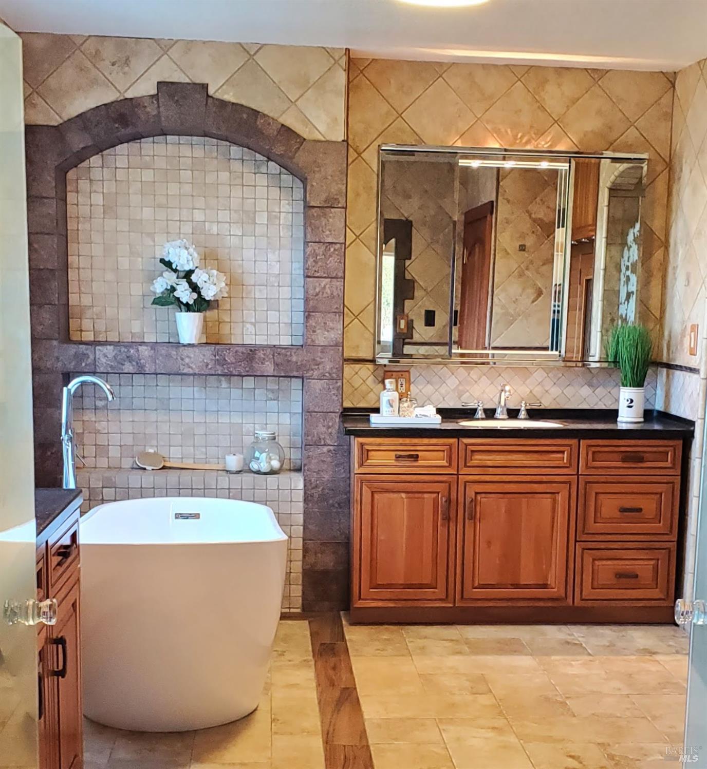 Detail Gallery Image 38 of 92 For 3778 Burke Pl, Sonoma,  CA 95476 - 4 Beds | 2/1 Baths