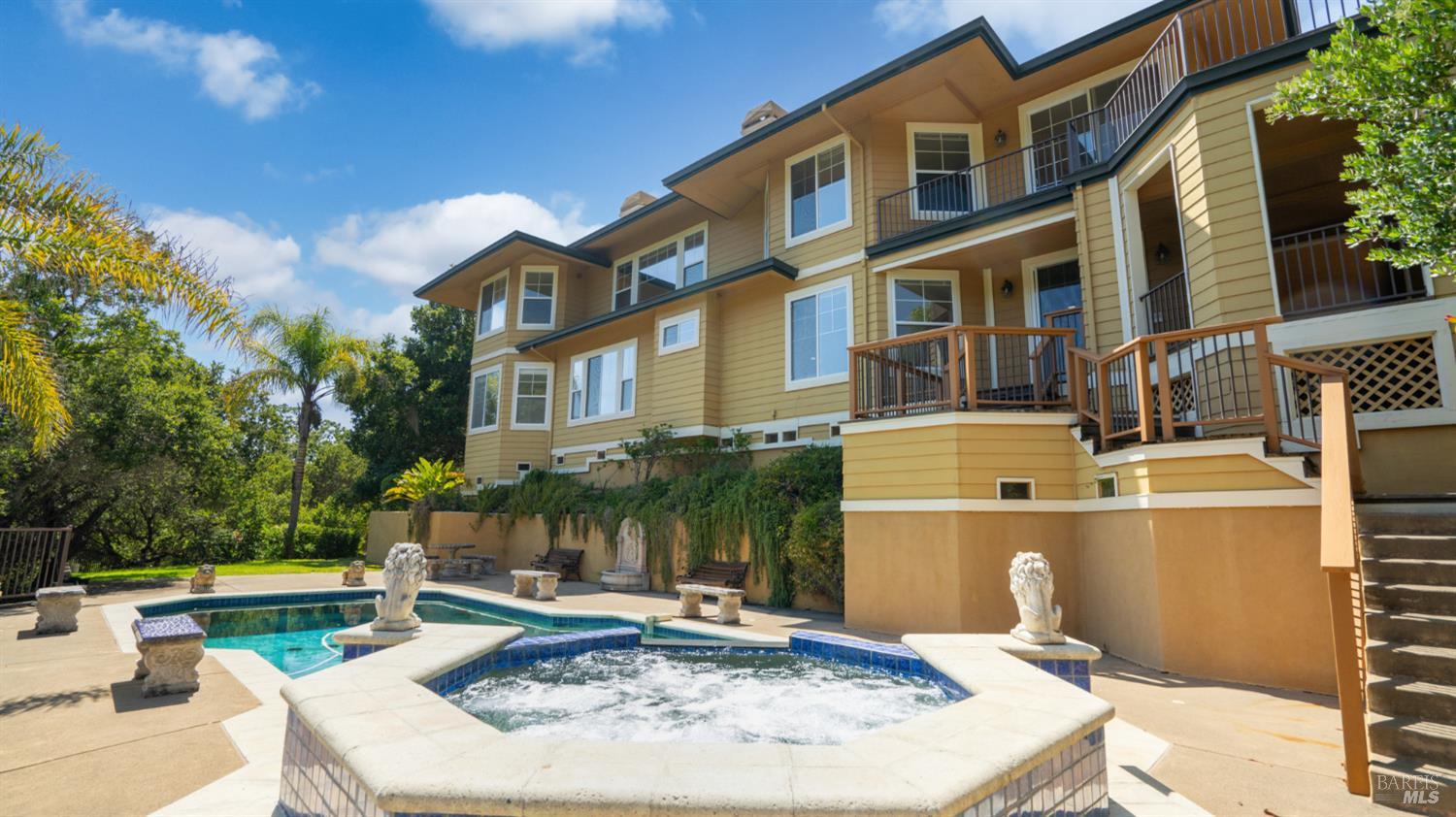 Detail Gallery Image 42 of 74 For 6 Leona Dr, San Rafael,  CA 94903 - 4 Beds | 3/1 Baths