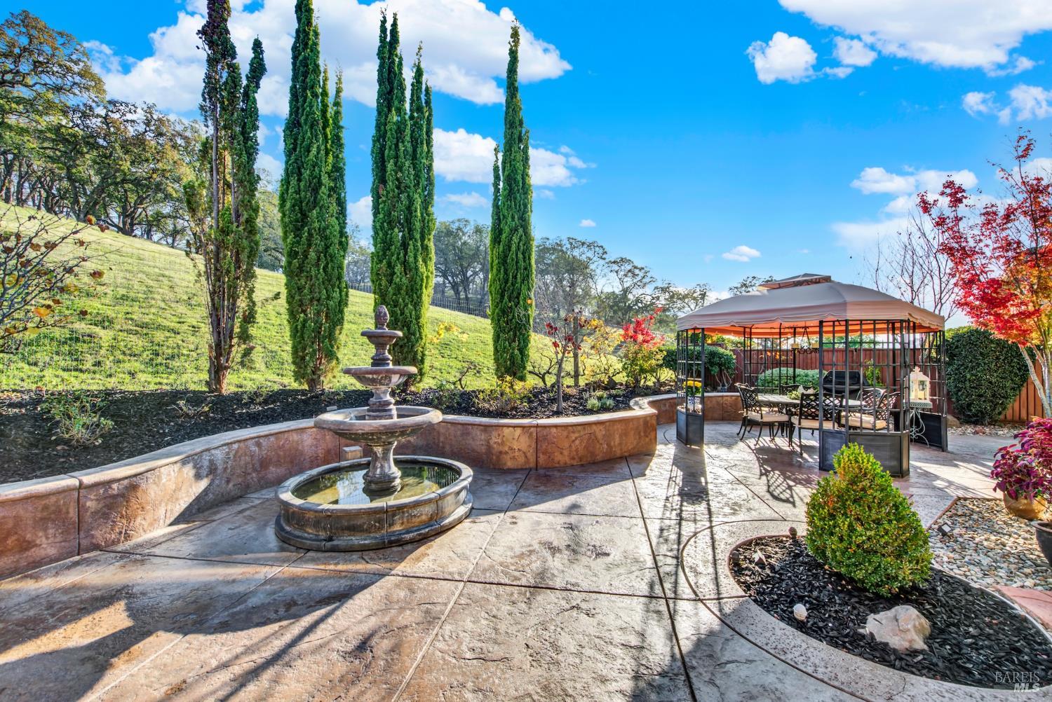 Detail Gallery Image 83 of 98 For 2965 Pebble Beach Cir, Fairfield,  CA 94534 - 4 Beds | 2/1 Baths