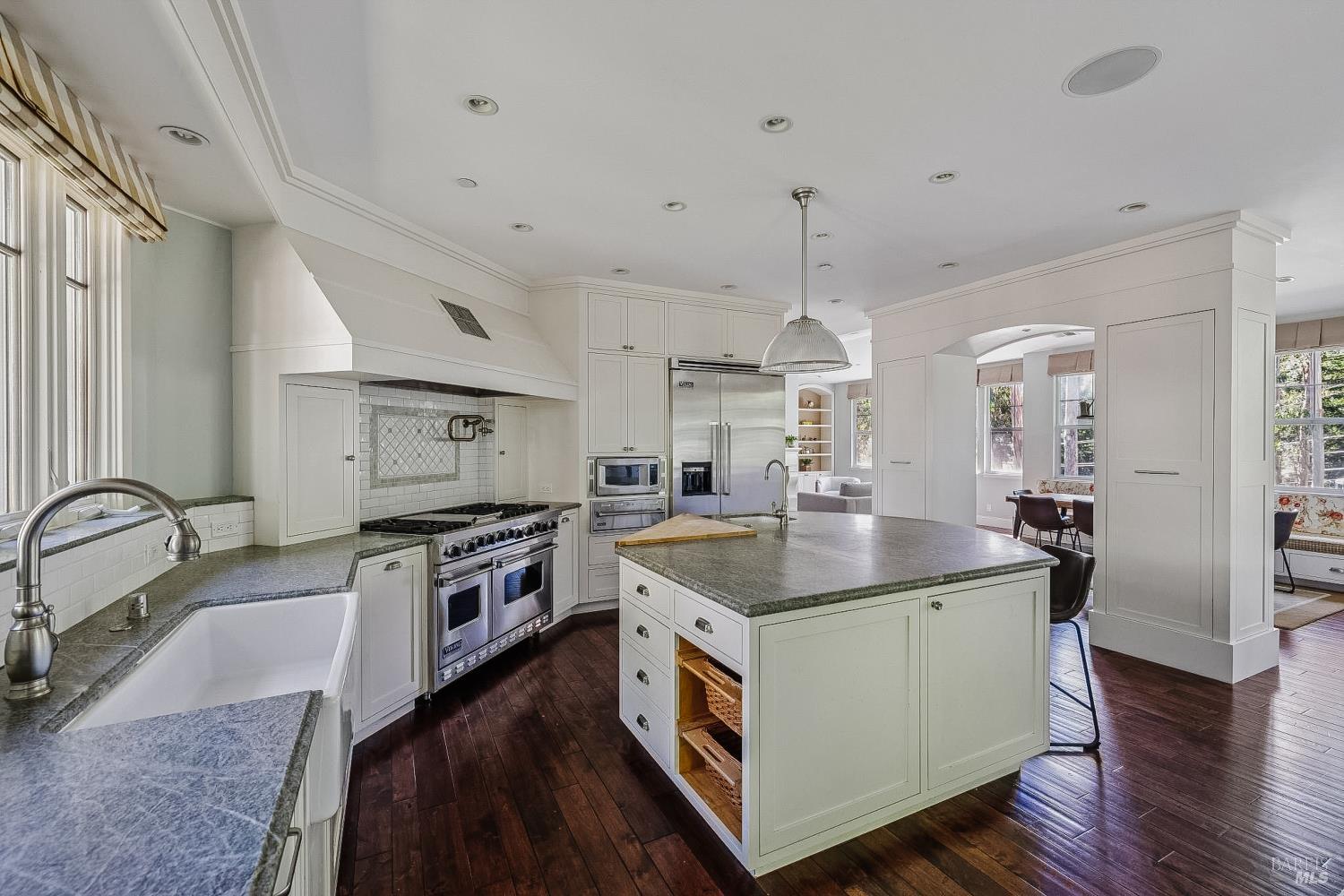 Detail Gallery Image 19 of 58 For 529 Alta Way, Mill Valley,  CA 94941 - 4 Beds | 2/1 Baths