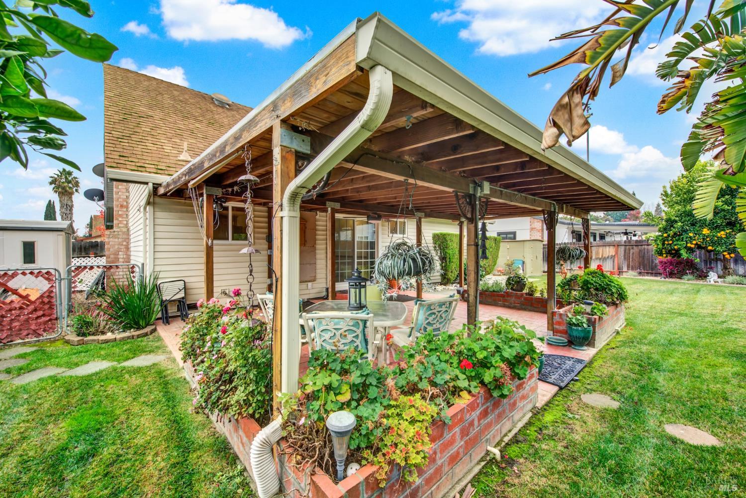 Detail Gallery Image 63 of 78 For 221 Livingston Ave, Vacaville,  CA 95687 - 3 Beds | 2 Baths